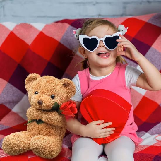 Gewalttätige Bärenpuppe, Sesamstraße-Plüschtier, trendige Bärenpuppe, die den Schlaf hält und der Freundin Geschenke macht